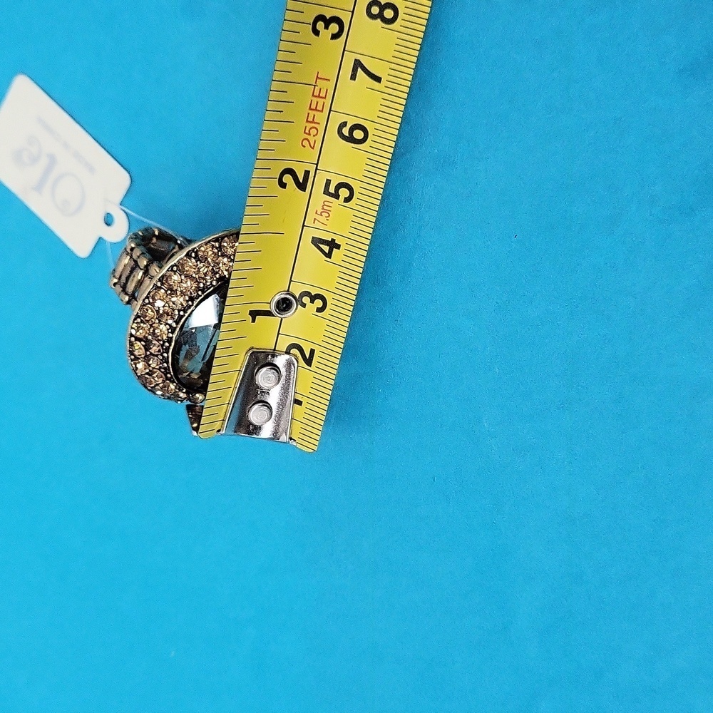 NWT Ole Embellished Rhinestone Statement Ring - Picture 7 of 8